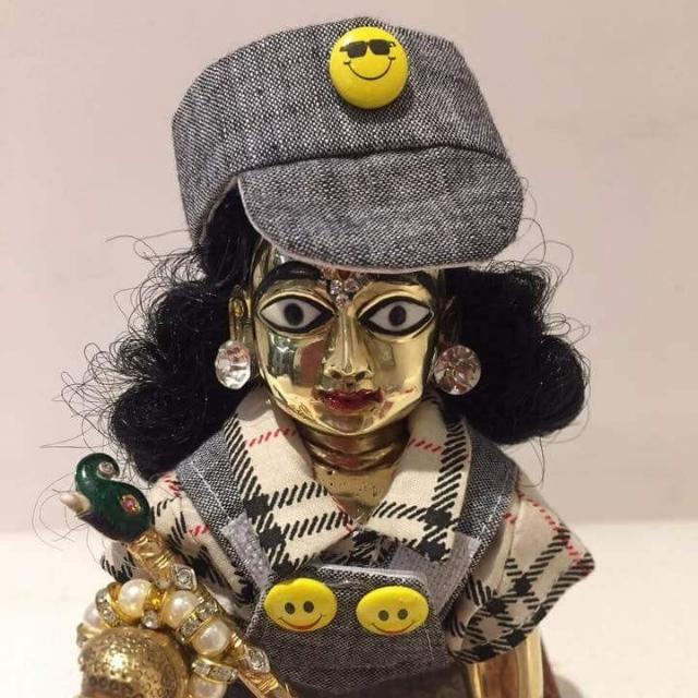 Laddu Gopal Shringar