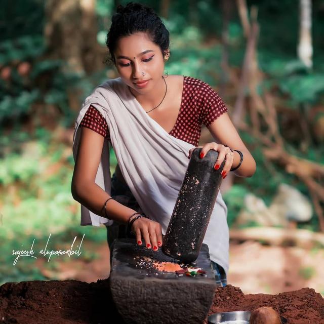 മലയാളി ??