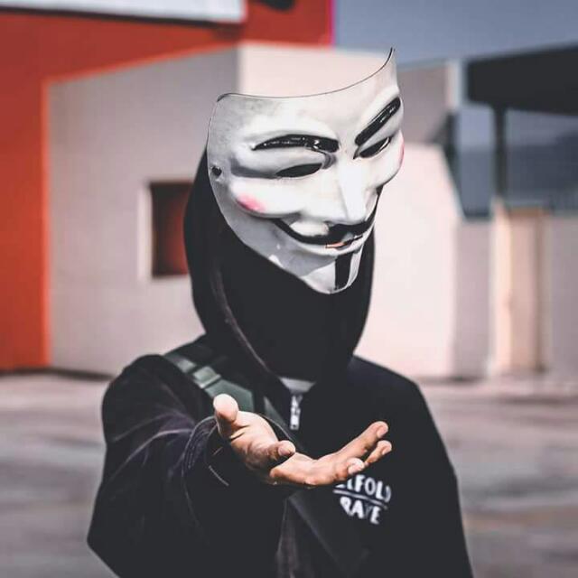 ٹوٹل پاگل خانہ ہش