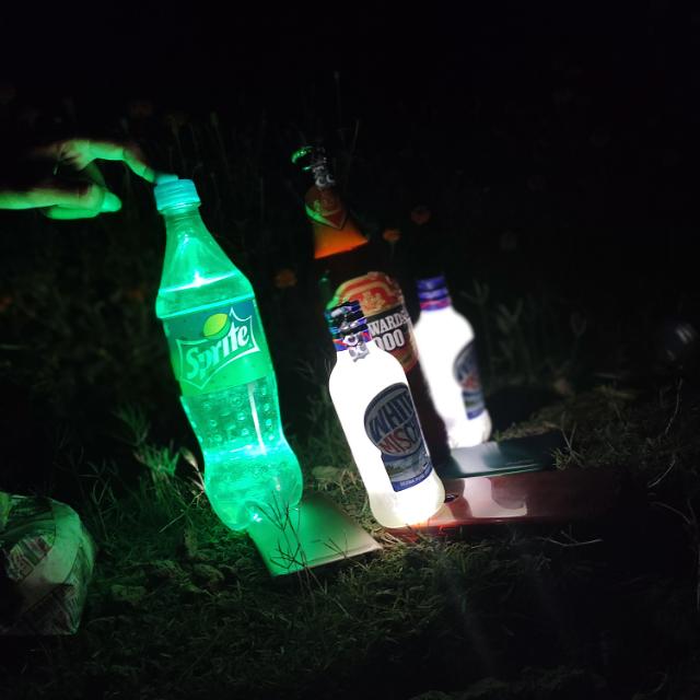 ভদ্র ঘরের ছেলেরা😇