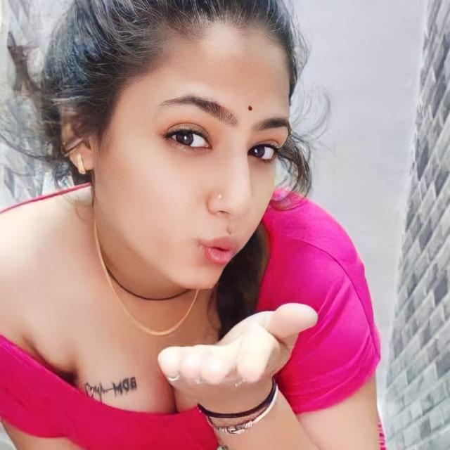 പൂർണ്ണമായി തുറന്ന നഗ്ന വീഡിയോ കോൾ സേവനം ലഭ്യമാണ് 💋💋