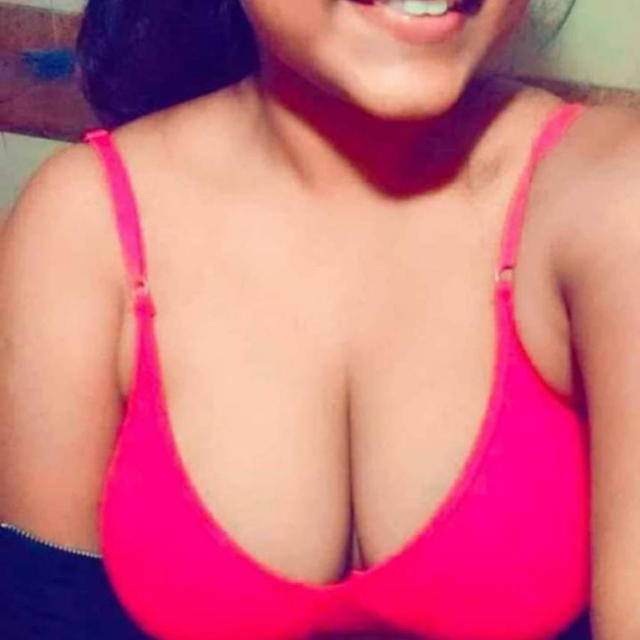 വല്യമ്മയുടെ ചന്തി 🤤💋