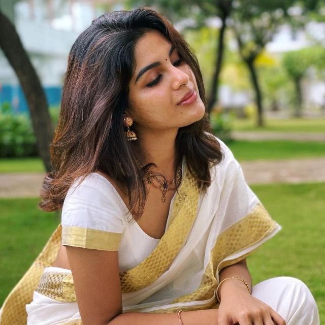 നീലക്കുയിൽ💦💦