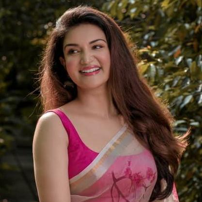 ?അയലത്തെ ചേച്ചി ?