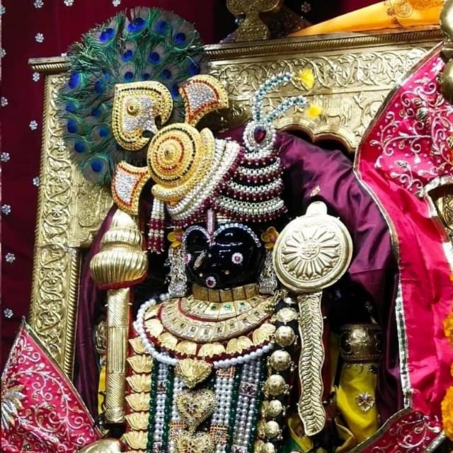 Dwarikadish live