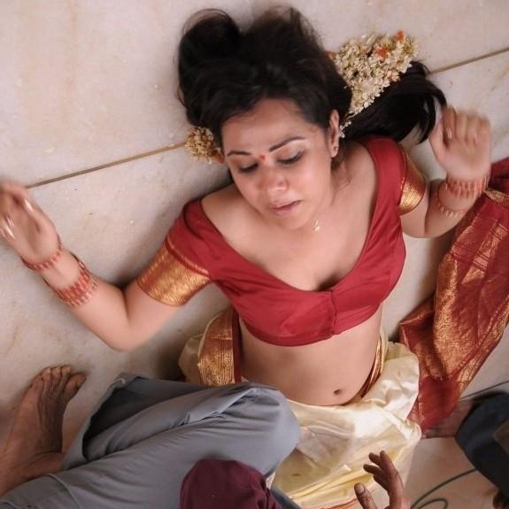 അടുകളാകാരി😛