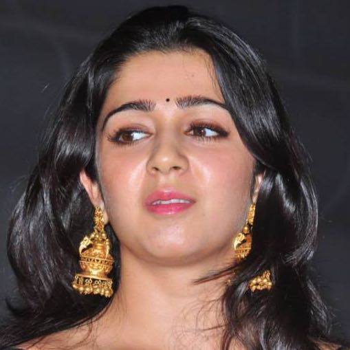 கூதியை விரிச்சு கூதி இதழை சுவை