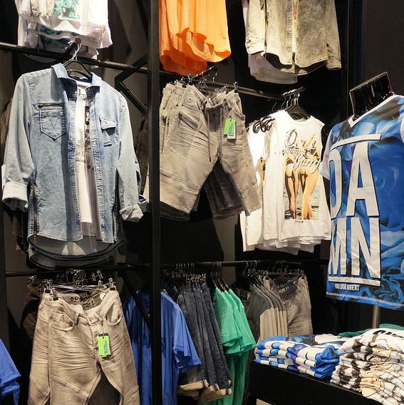 STYLISH LIFE CLOTH STORE?