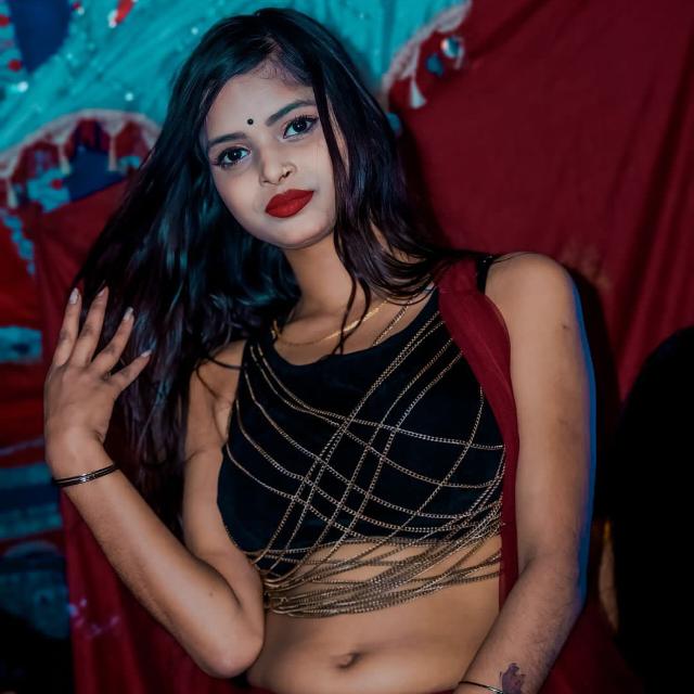 ?नाच ??? ग्रुप?