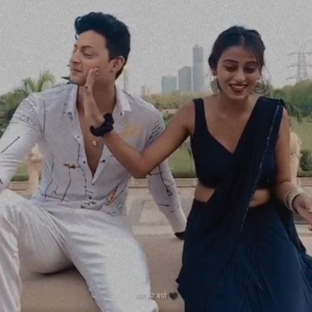 बक्चोदी के फ्रॉम ?????