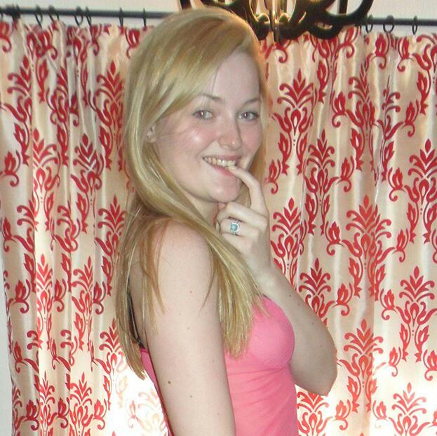 Queens Notes Whatsapp group