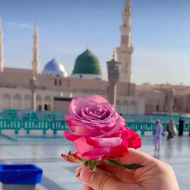 🌹🕋 
