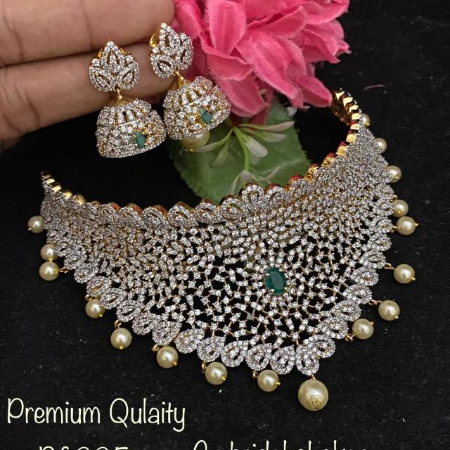 Joy collections jewel ?