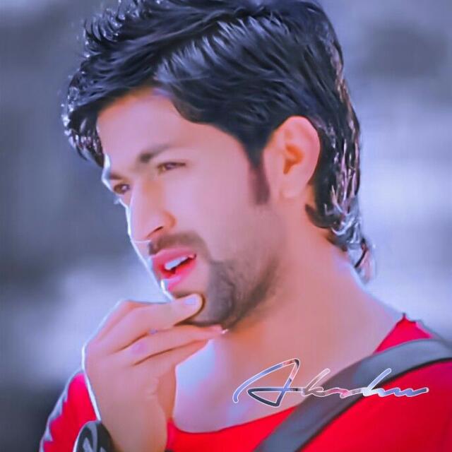 👑Rocking Star Yash Fans..