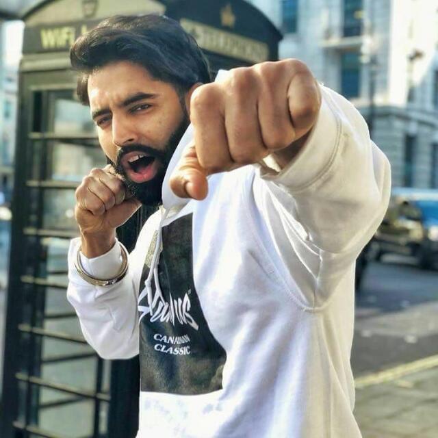 Le Chaak main aa gya????♀??