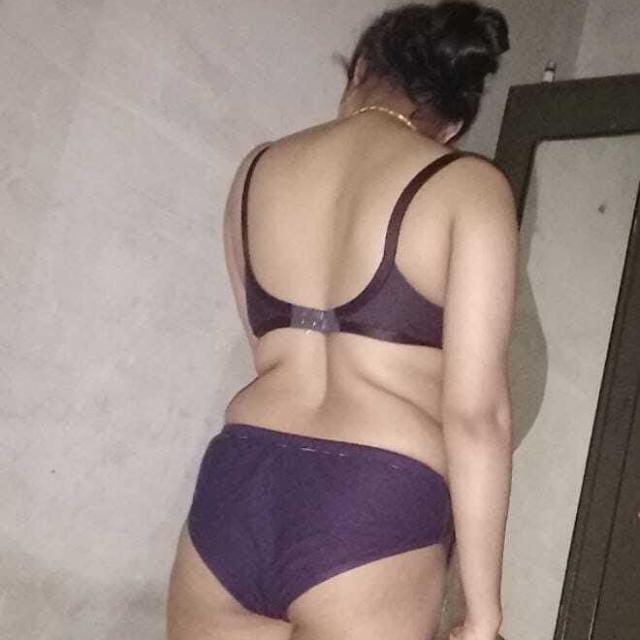 കുവൈത്ത് Monjathi