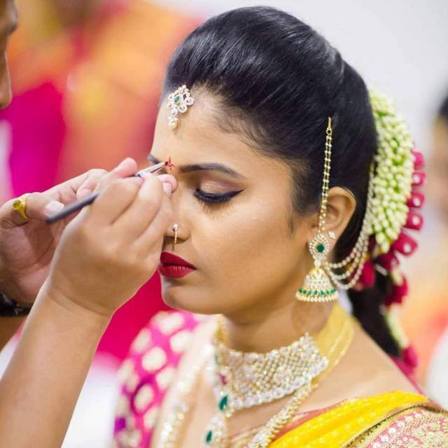 Taminadu Cross Dressers ?