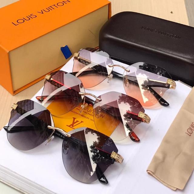 WALLET_BELT_SHADE_PERFUM