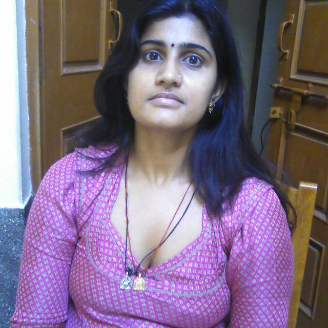 ஆன்ட்டி ஒக்கணும் 💦💦💦