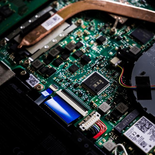  ? कम्प्यूटर @@ एजुकेशन ?