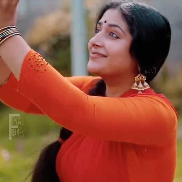 paid only Whatsapp group