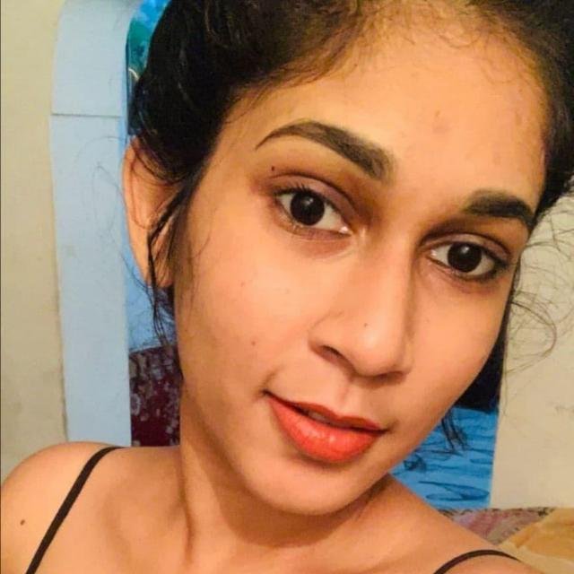 👙👙👅👅
