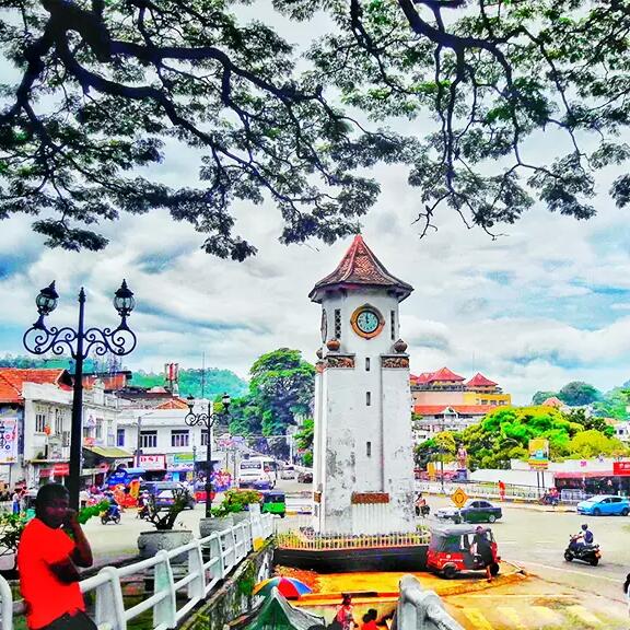 ~KANDY ™️ අපේ ගැන්සිය~
