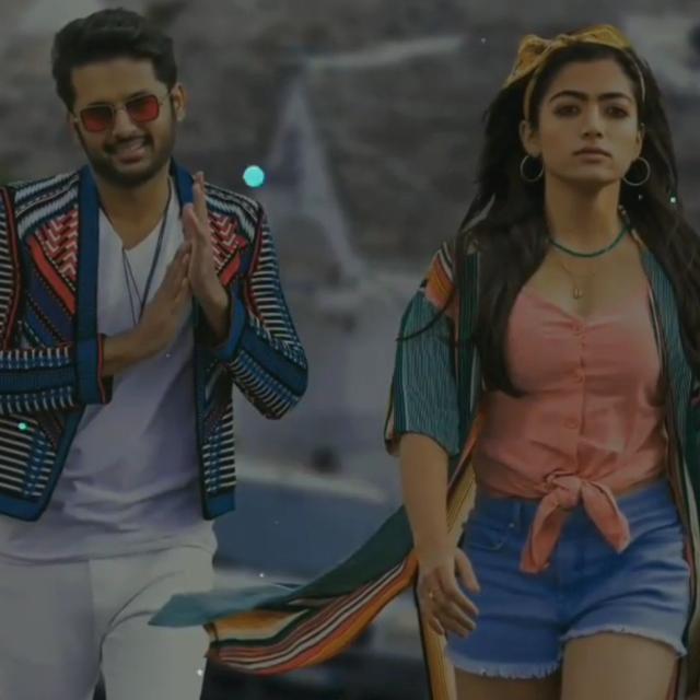 बुलाती है मगर जाने का नही