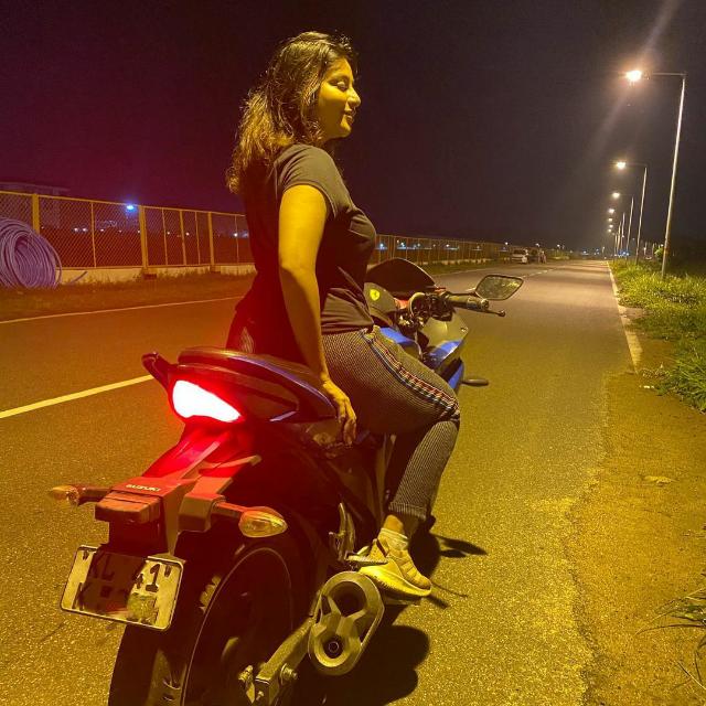 കിന്നാരത്തുമ്പികൾ 