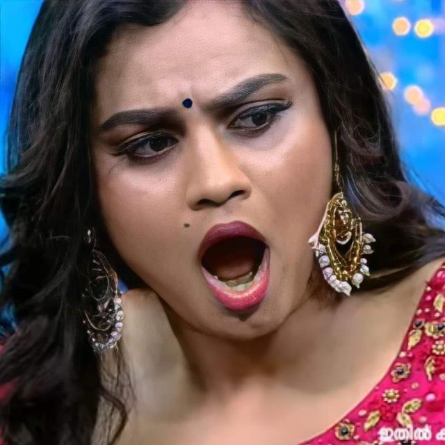 ?വെടിക്കെട്ട്‌ ?