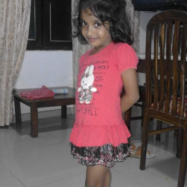 සුදු නංගි