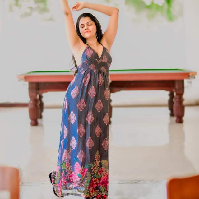 මේ සැප ලෝකෙ ??