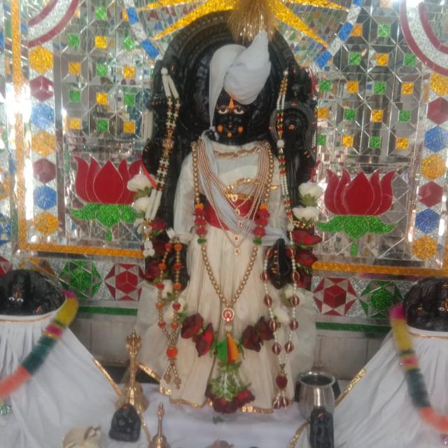 Mere Thakur 🌷🌹🥀