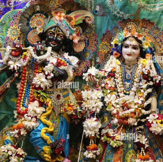 Shopoholics 1️⃣3️⃣