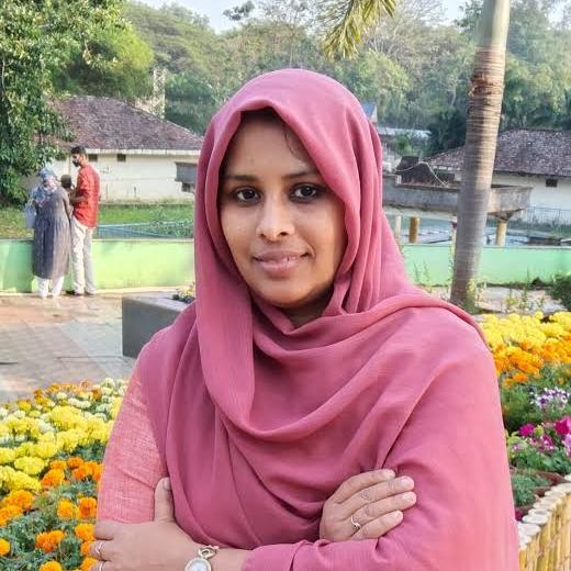 ആന്റിയുടെ നമ്പർ വില്പനക്ക് 
