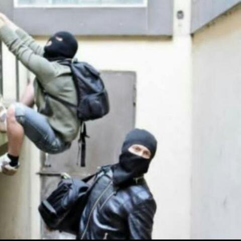 non custom saler ahmad shah