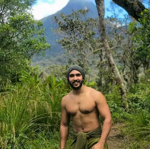 මිස්ලට හුකන්න ආස කොල්ලො