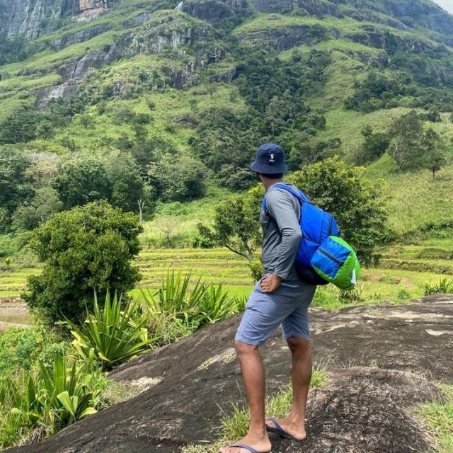 Travalලංකා??