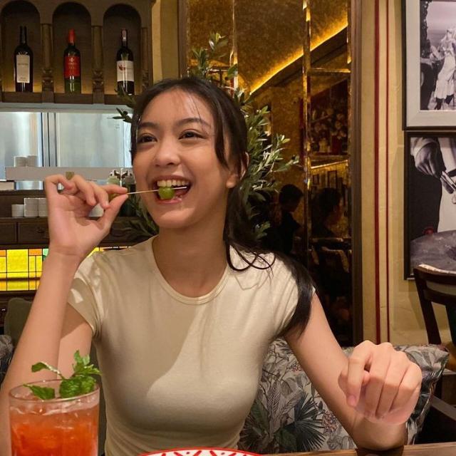 Y