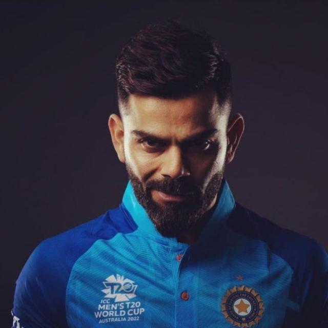 Virat Kohli fans 