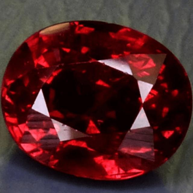 Ceylon Gem Market (ලංකා මැණික් වෙළදපොල)