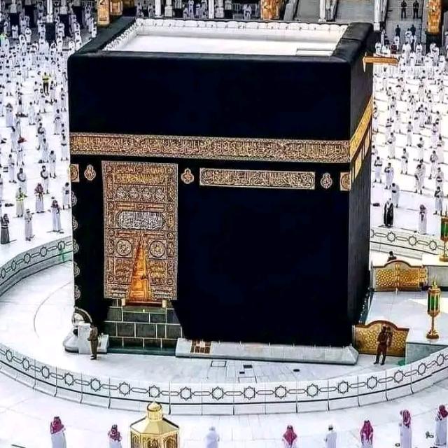 ✍🏻__إِنَّ بَطْشَ رَبِّكَ لَشَدِيدٌ۞♥️🌼
بے شک اللّٰہ کی پکڑ بڑی سخت ہے!💯🌍