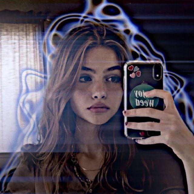 ꧁☬⋆ТᎻᎬ༒ᏦᎥᏁᏳ⋆☬꧂