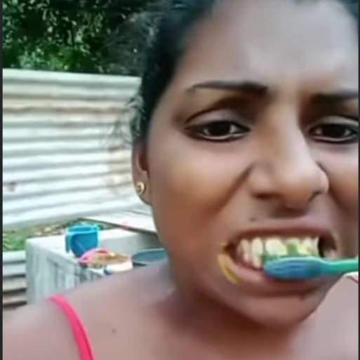 කුණු මාලු හිගන වේසී