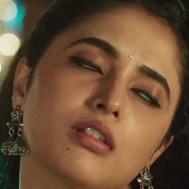 👅💋💦ഷീന  ചേച്ചിയുടെ വാണ പാൽ💦💋👅