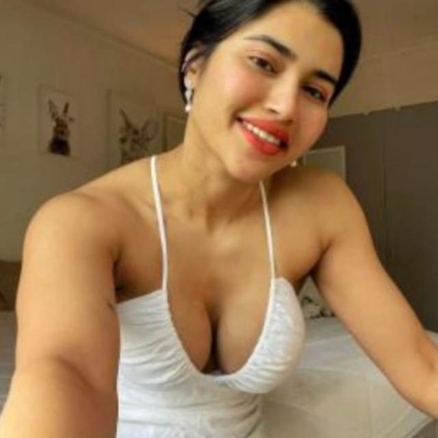Low price open fingring video call