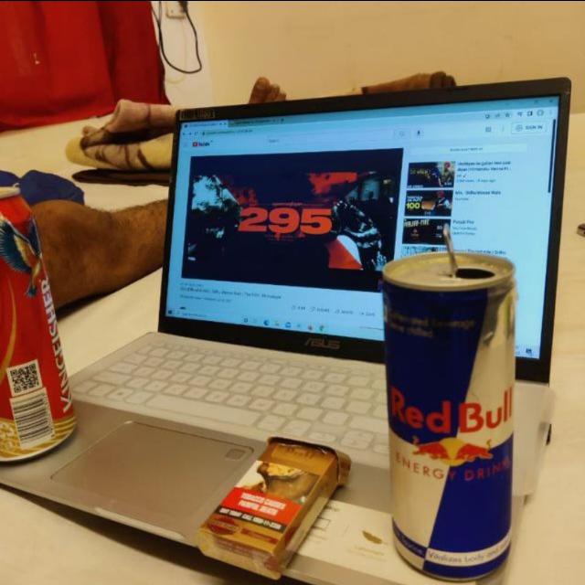 Market account handling