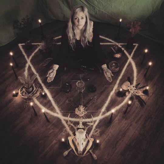 ☣අත්භූත තානායම☢