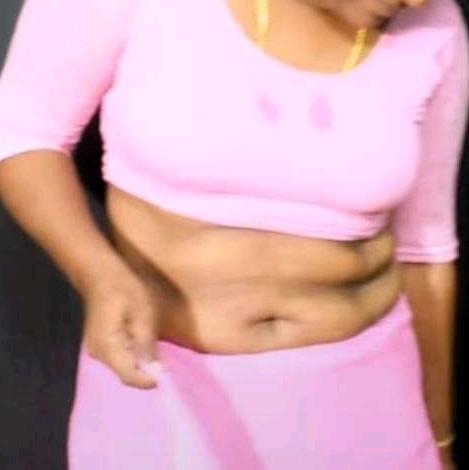 2000 രൂപക്ക് പെണ്ണും റൂമും 