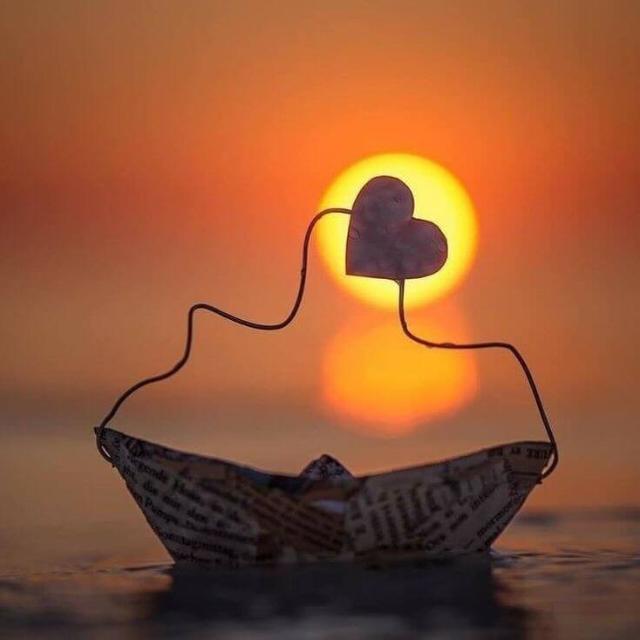 🥀میں وہ دنیا ہوں جہاں تیری کمی 💔